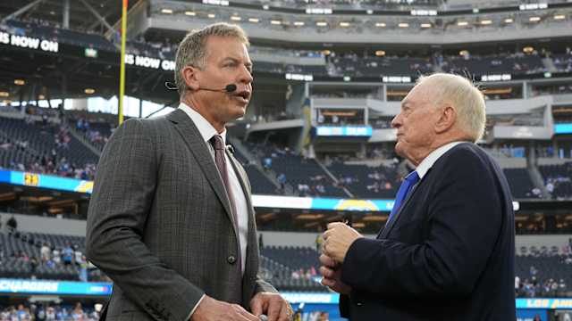 troy aikman jerry jones 33